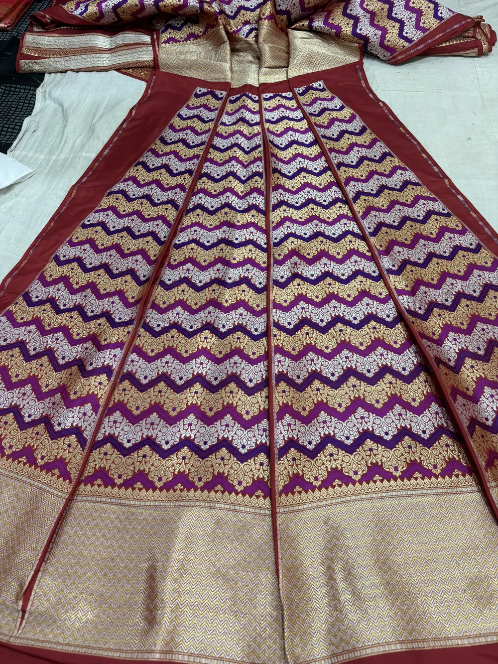 Phoolon Ki Leher - Dharohar Weaves